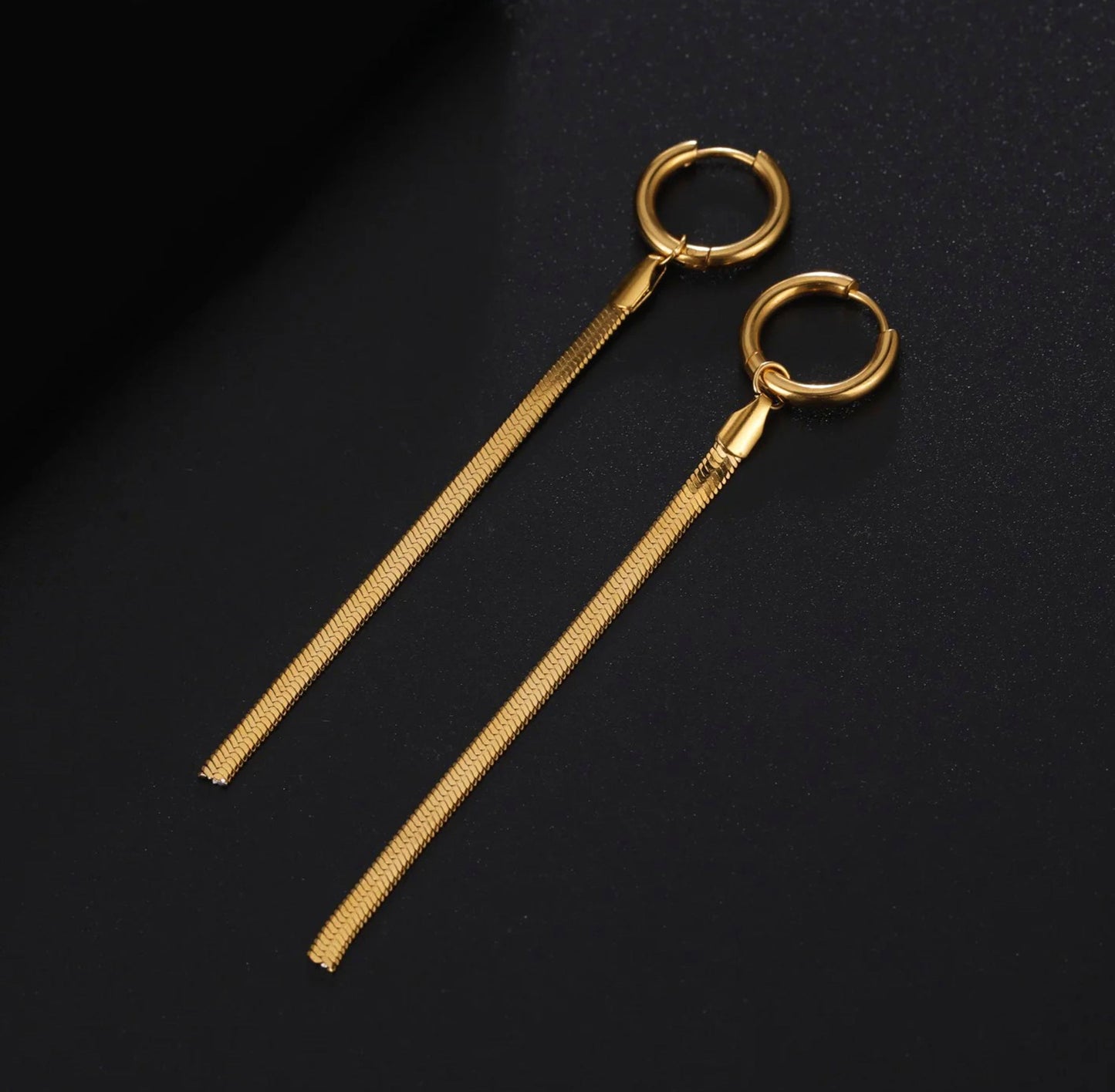 Brincos Line - em aço inoxidável dourado