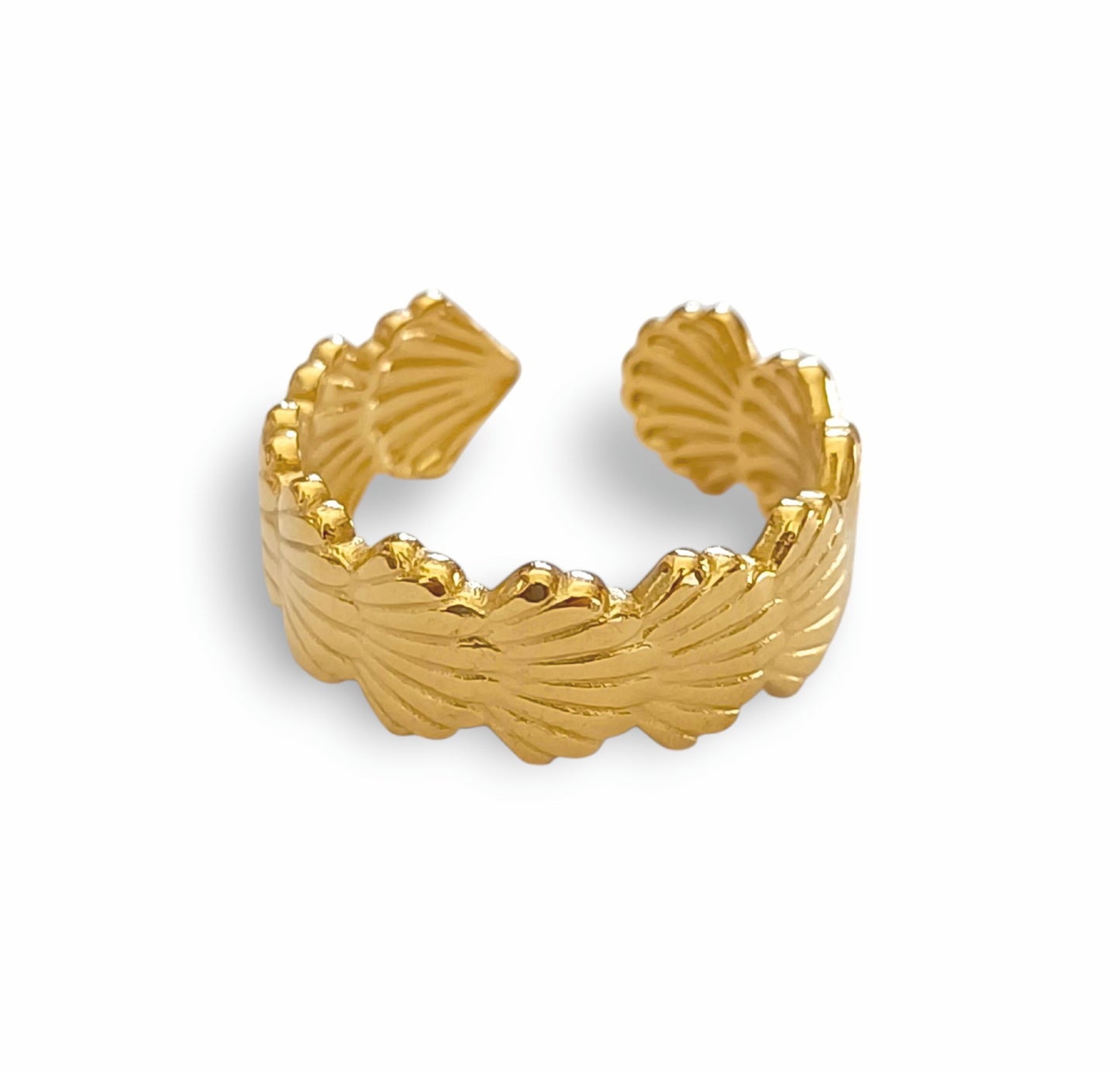 Anel Shells - em aço inoxidável dourado