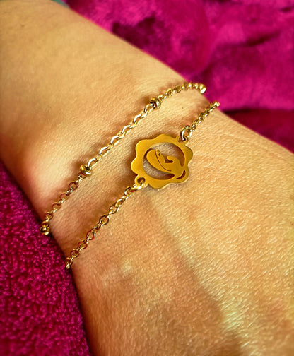 Pulseira Nossa Senhora - em aço inoxidável dourado