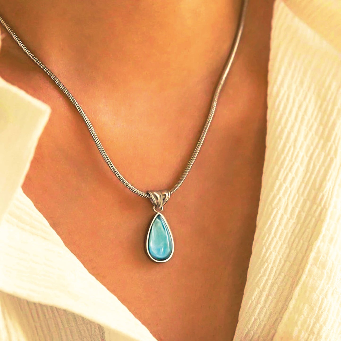 Colar Blue Drop - em aço inoxidável