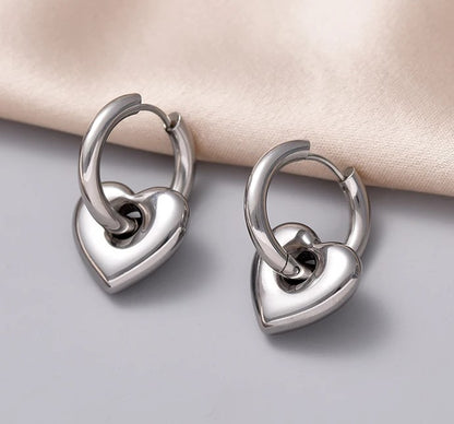Brincos Silver Heart- em aço inoxidável