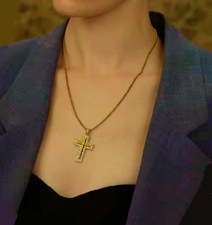 Colar Shining Cross - em aço inoxidável