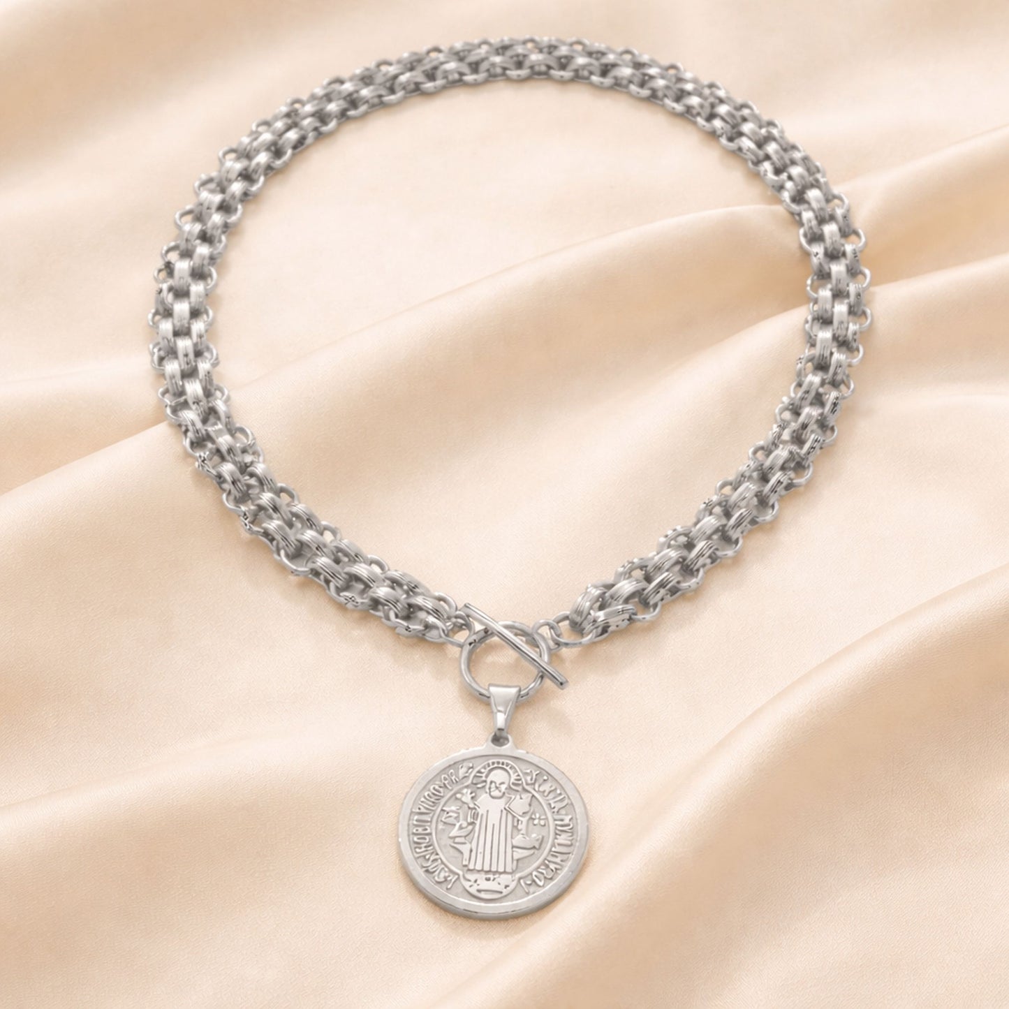 Colar San Benito - em aço inoxidável