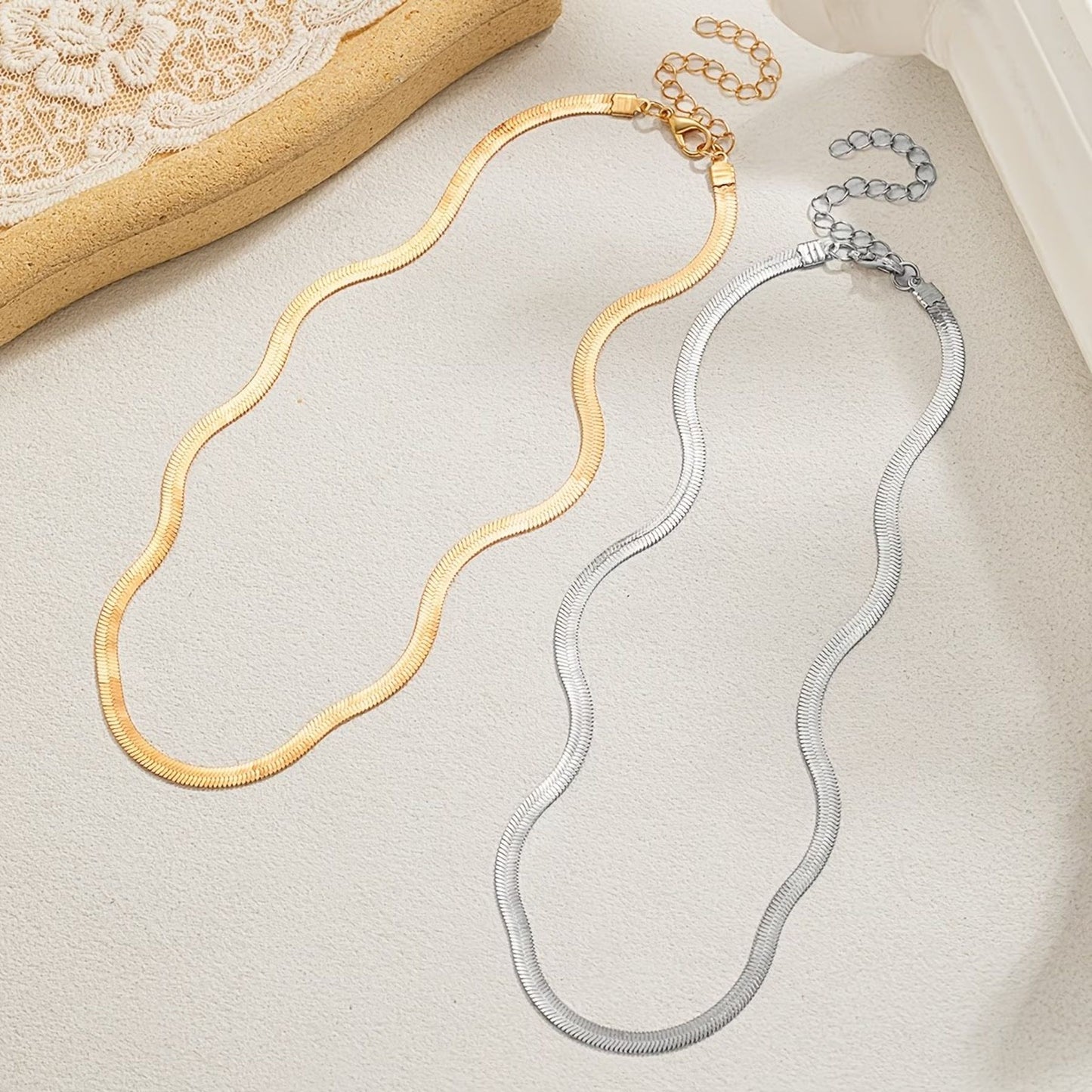 Colar Snake - em aço inoxidável dourado