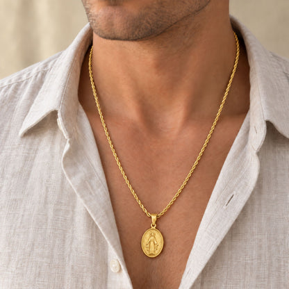 Colar Senhora da Graça - em aço inoxidável dourado