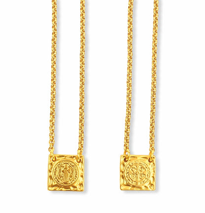 Escapulário St. Benedict`s - em aço inoxidável dourado