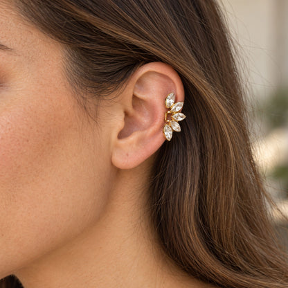 Earcuff Laurel - em aço inoxidável dourado