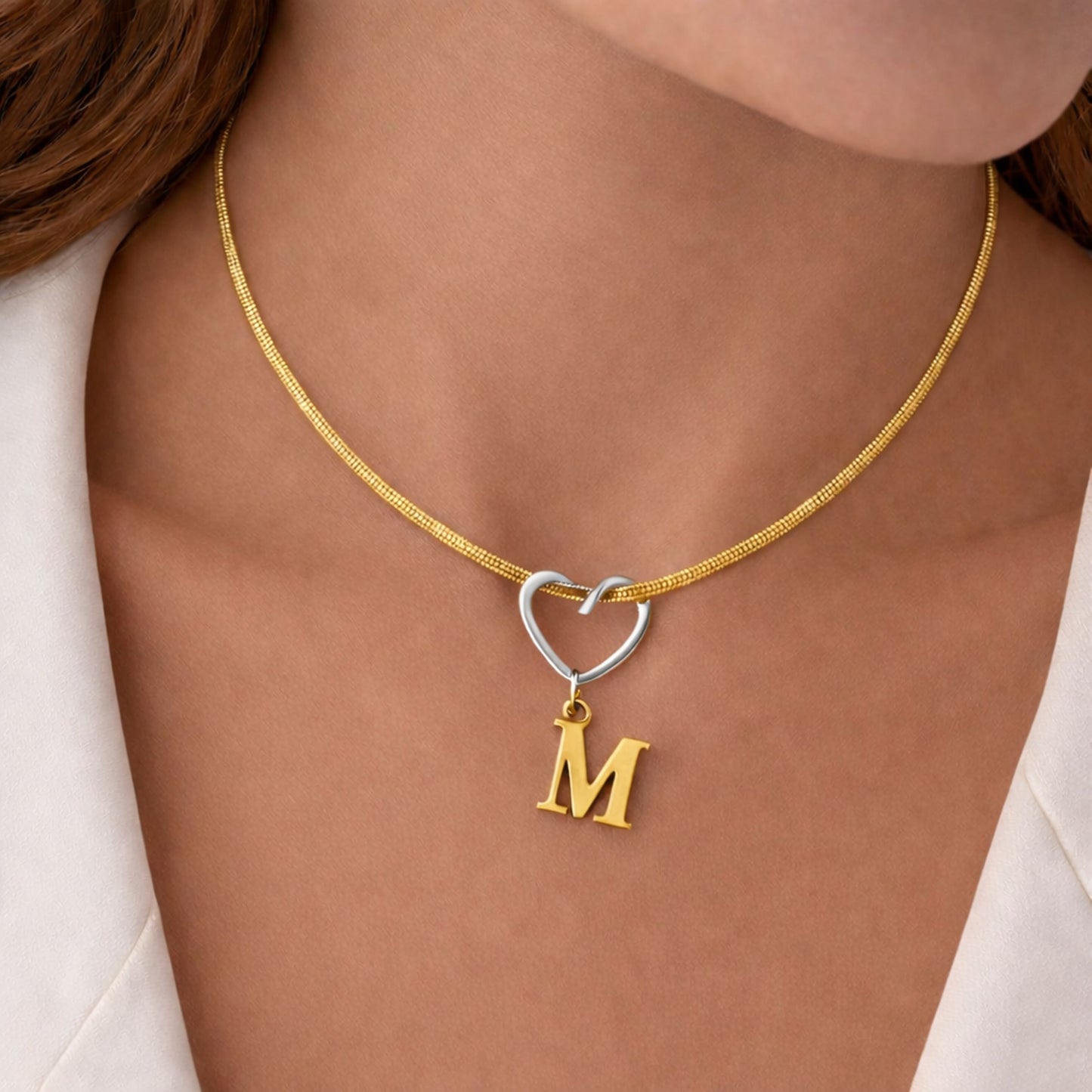 Colar Letter Silver Heart - em aço inoxidável