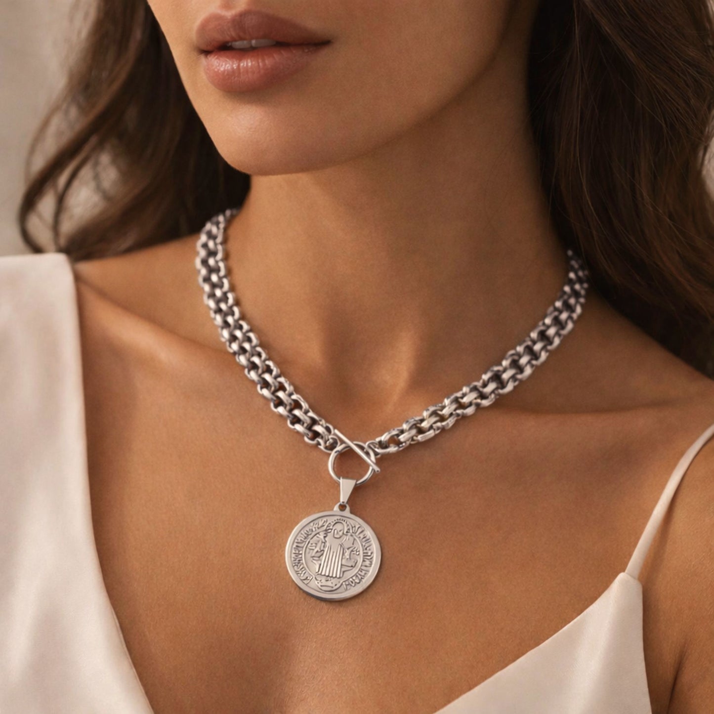 Colar San Benito - em aço inoxidável