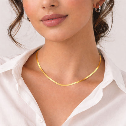 Colar Snake - em aço inoxidável dourado