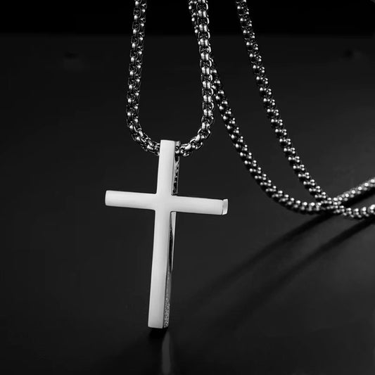 Colar Silver Cross - em aço inoxidável
