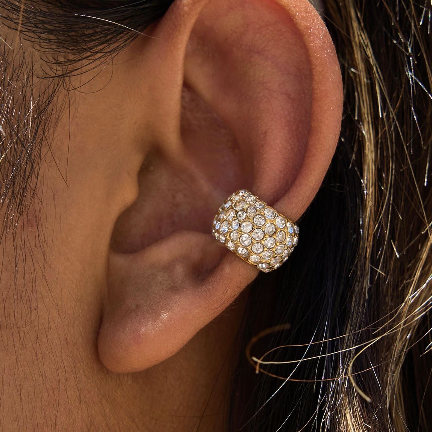 Earcuff Shiny - em aço inoxidável