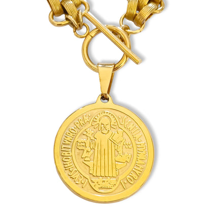 Colar San Benito - em aço inoxidável dourado