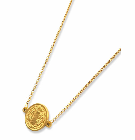 Colar St. Benedict`s - em aço inoxidável dourado